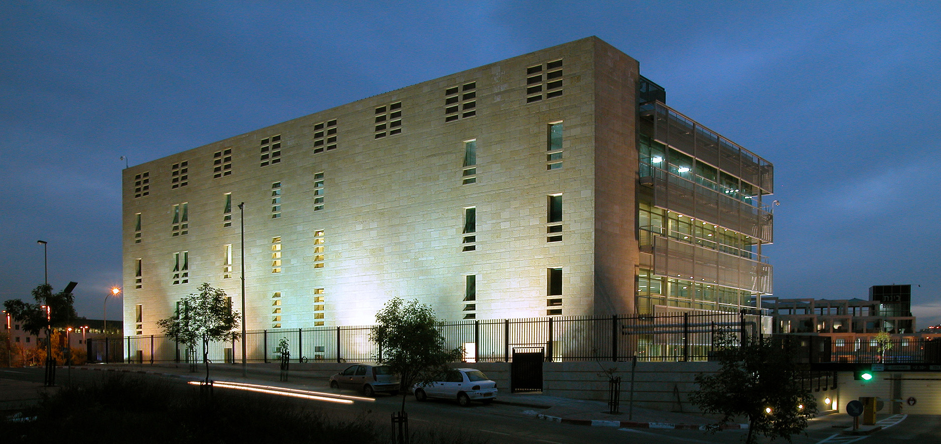 Intel6building_jerusalem_by_kolker_epstein_architects003