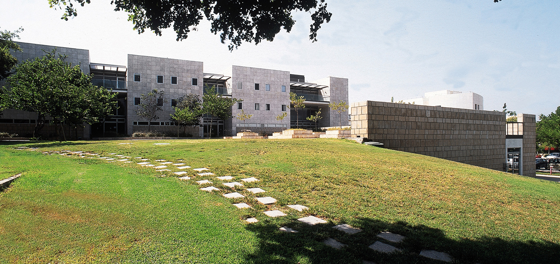 BinyanDanDavid_TAU_By_Kolker_Epstein_Architects002