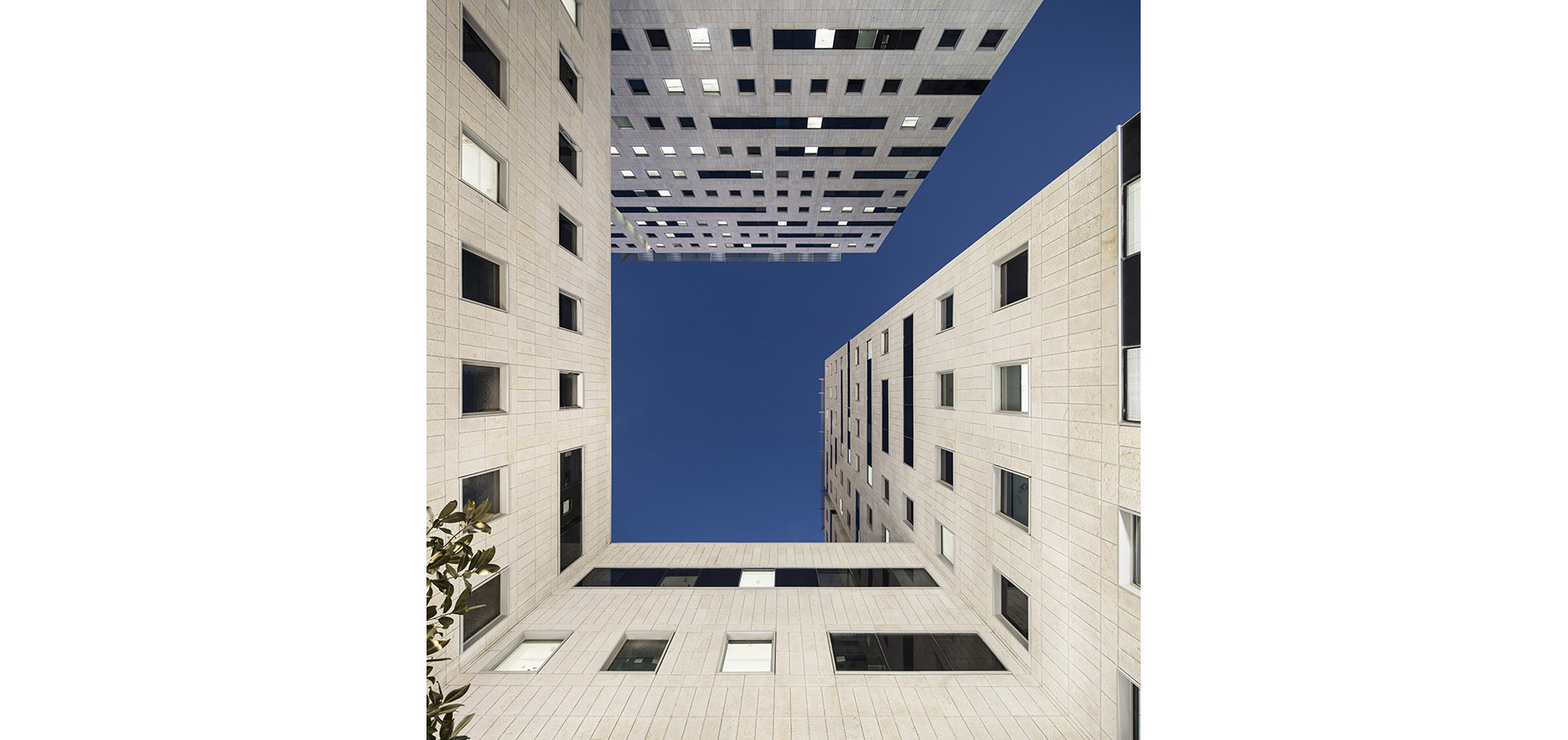 MigdaleyHaBira_Jerusalem_By_Kolker_Epstein_Architects08